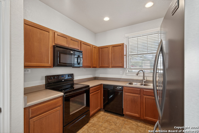 Image 7 of 31 For 6037 Scenic Links