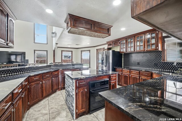 Image 24 of 47 For 5608 Curran  