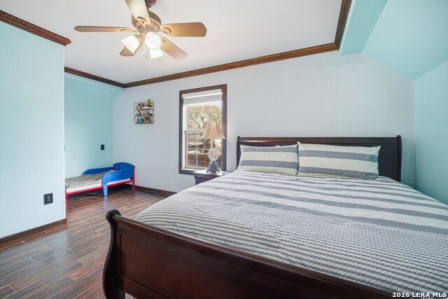 Image 35 of 47 For 5608 Curran  