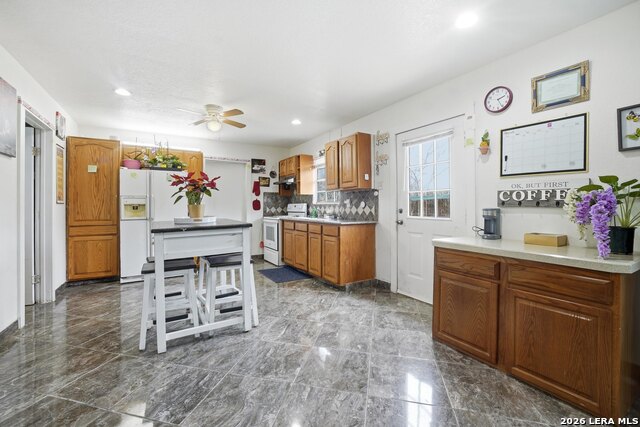 Image 43 of 47 For 5608 Curran  