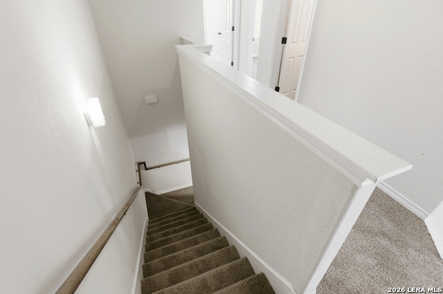 Image 13 of 25 For 16821 Showdown  3