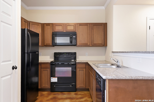 Image 9 of 25 For 16821 Showdown  3