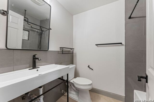 Image 13 of 26 For 903-907 Dawson