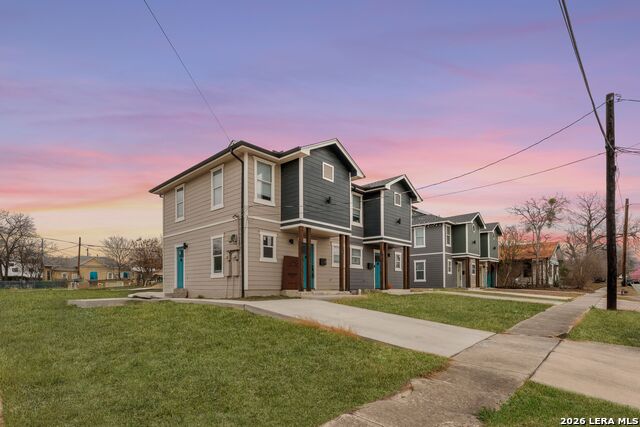 Image 24 of 26 For 903-907 Dawson