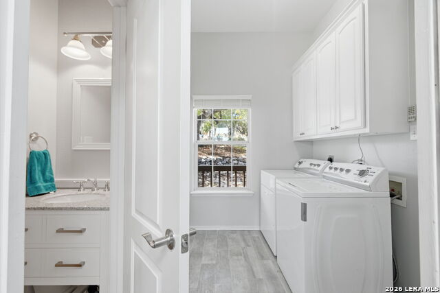 Image 21 of 37 For 1122 Highland Terrace