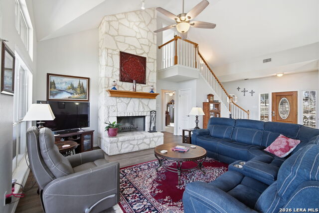 Image 4 of 37 For 1122 Highland Terrace