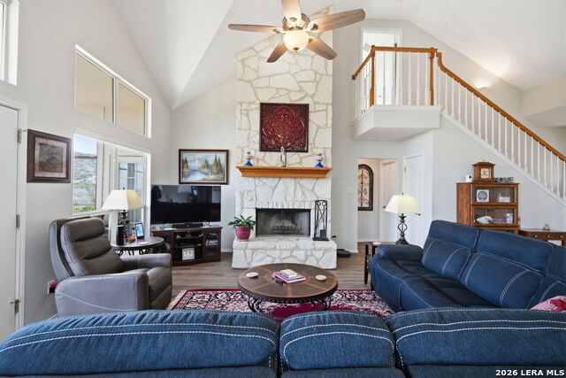 Image 5 of 37 For 1122 Highland Terrace