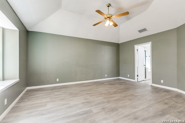 Image 14 of 25 For 5602 Timber Trace