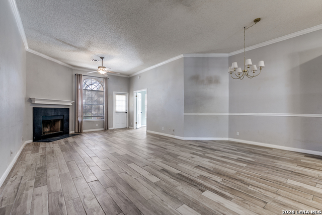 Image 4 of 25 For 5602 Timber Trace