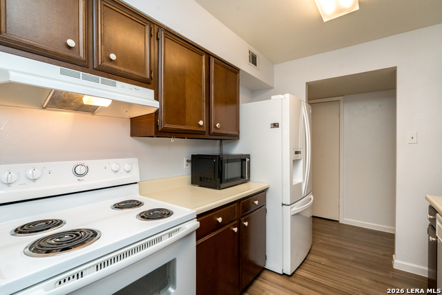 Image 15 of 40 For 8702 Village  106