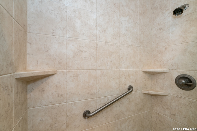 Image 23 of 40 For 8702 Village  106