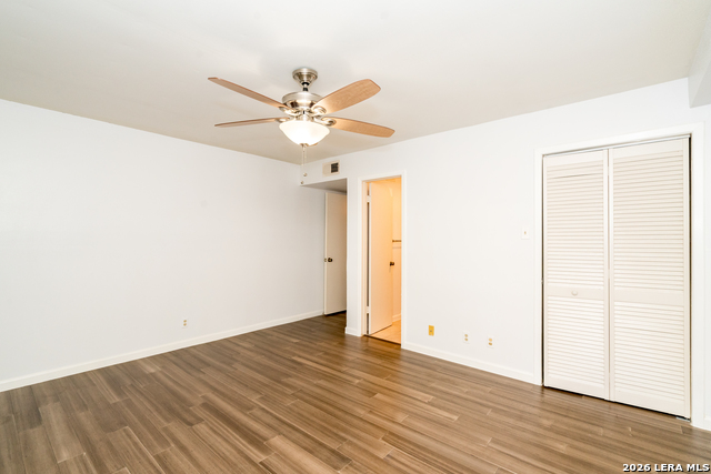 Image 29 of 40 For 8702 Village  106