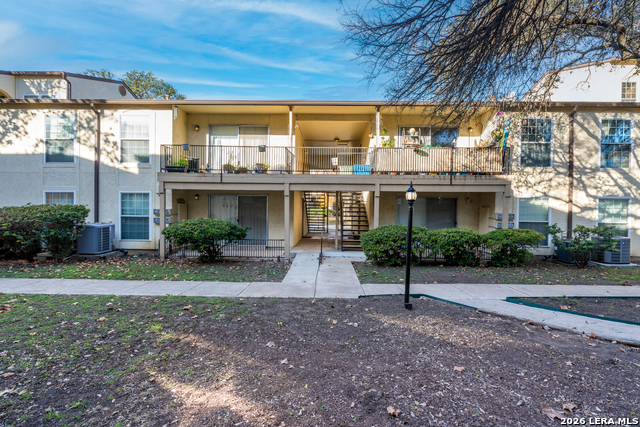 Image 39 of 40 For 8702 Village  106