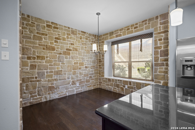 Listing photo id 11 for 245 Razzmatazz Trail