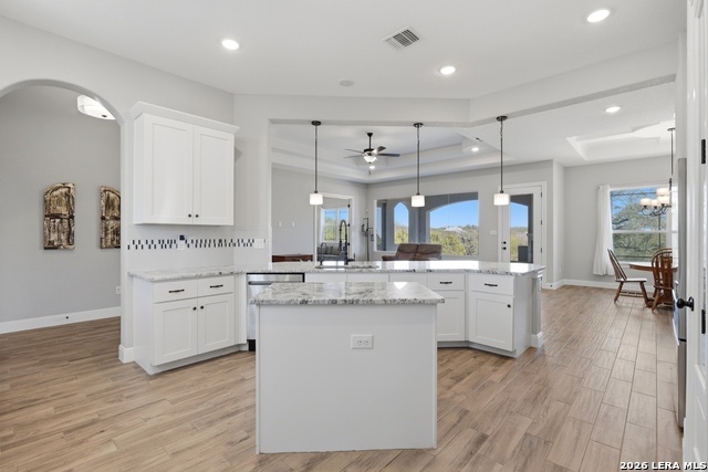 Image 25 of 53 For 136 Vista View Pl