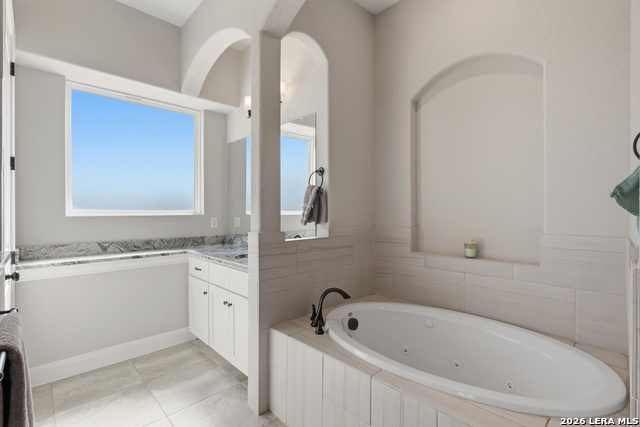 Image 37 of 53 For 136 Vista View Pl