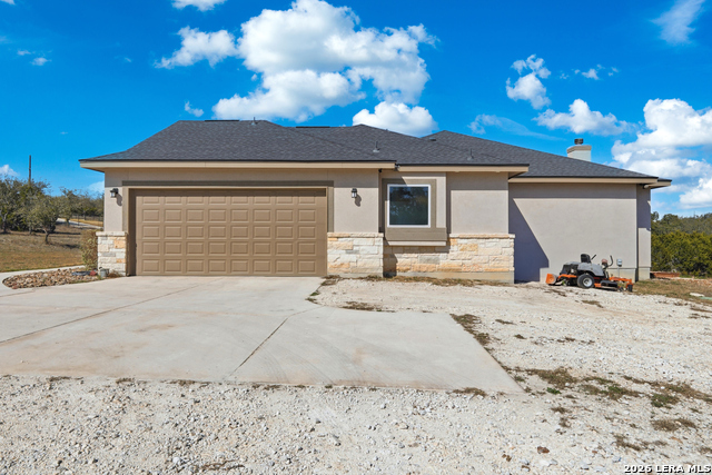 Image 40 of 53 For 136 Vista View Pl