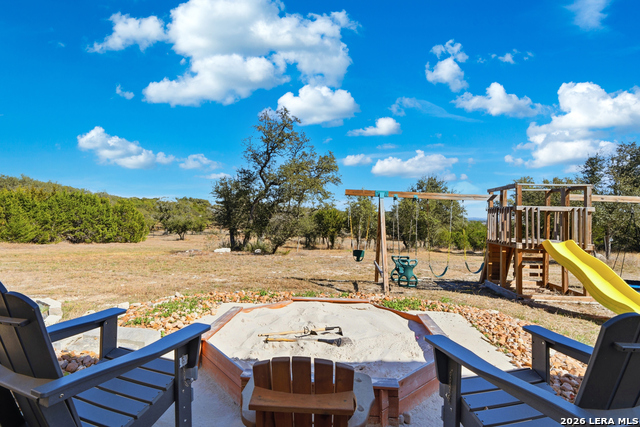 Image 42 of 53 For 136 Vista View Pl