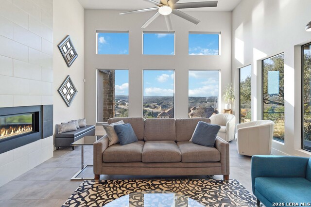 Image 11 of 54 For 9802 Autumn Canyon