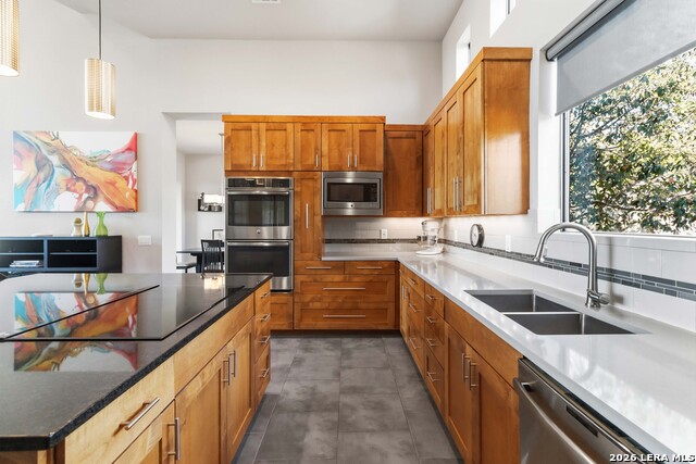 Image 19 of 54 For 9802 Autumn Canyon