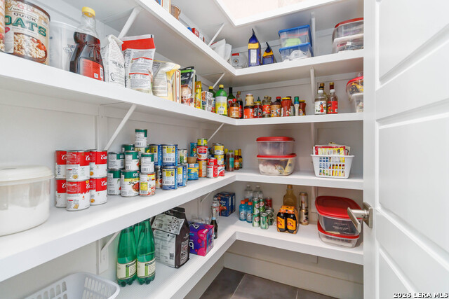 Image 20 of 54 For 9802 Autumn Canyon