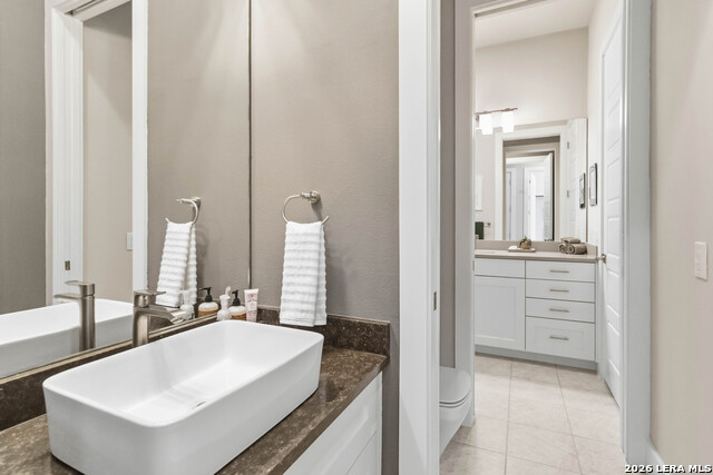 Image 41 of 54 For 9802 Autumn Canyon