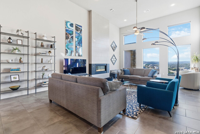 Image 7 of 54 For 9802 Autumn Canyon