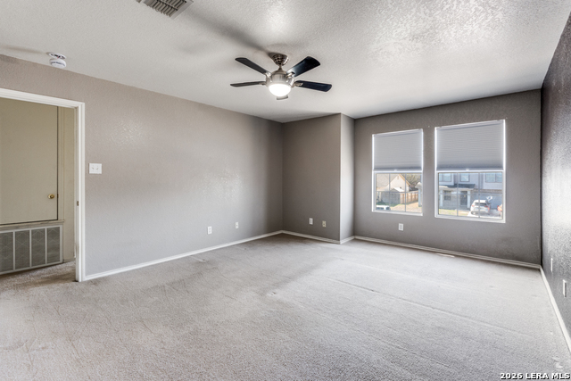 Image 18 of 25 For 640 Nw Crossing