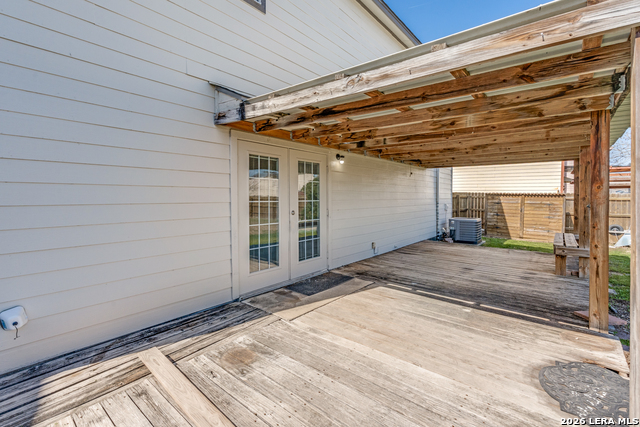 Image 20 of 25 For 640 Nw Crossing