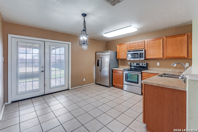 Image 8 of 25 For 640 Nw Crossing