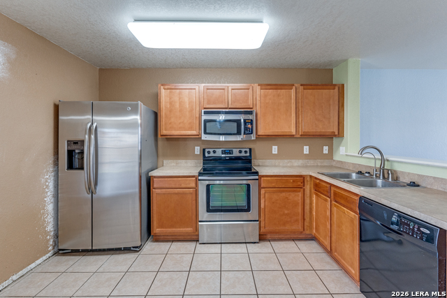 Image 9 of 25 For 640 Nw Crossing