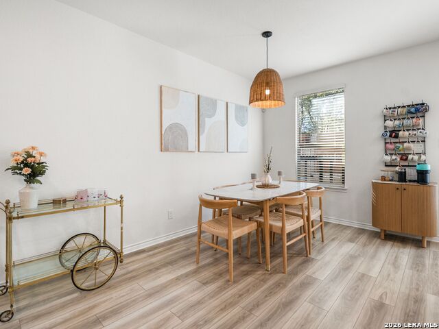 Image 11 of 30 For 14839 Vance Jackson #303  Unit 303