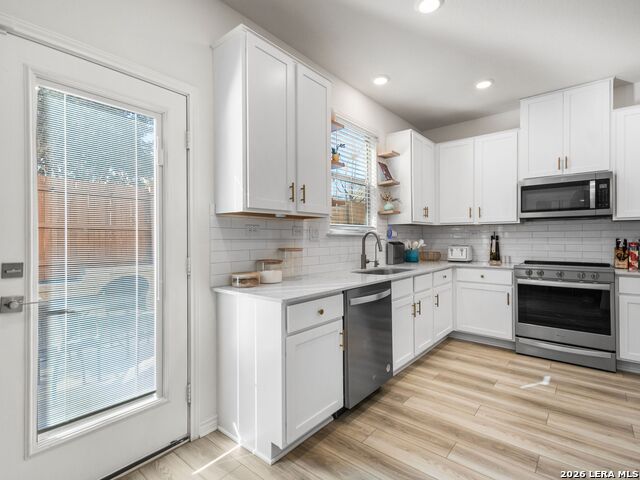 Image 16 of 30 For 14839 Vance Jackson #303  Unit 303