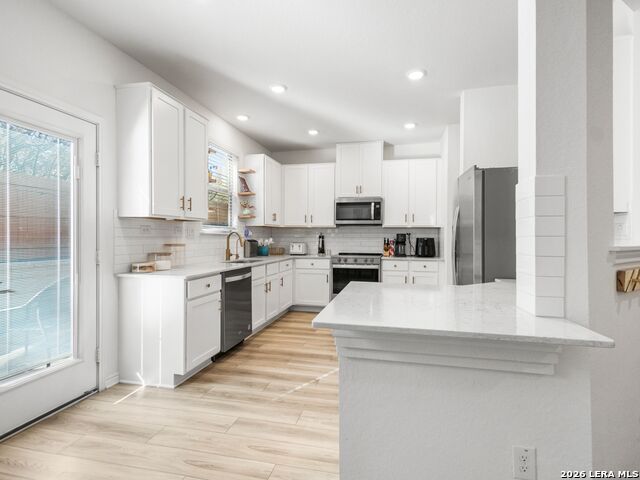 Image 18 of 30 For 14839 Vance Jackson #303  Unit 303