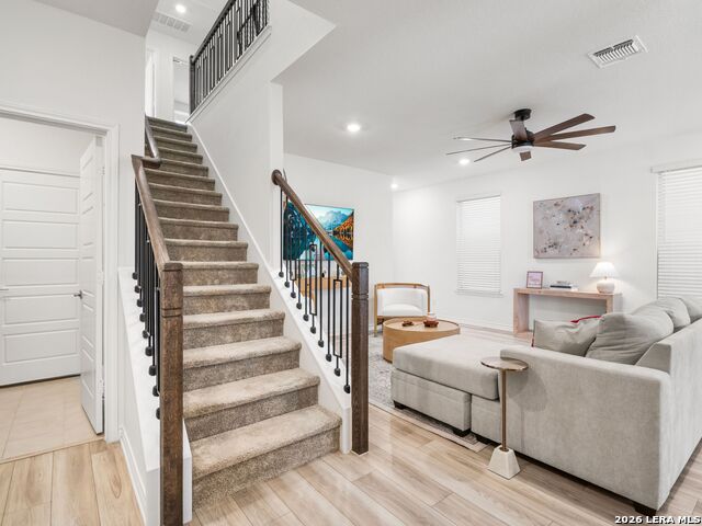 Image 9 of 30 For 14839 Vance Jackson #303  Unit 303