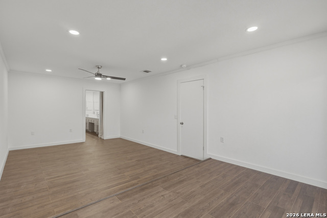 Image 16 of 32 For 10423 Rock Cove