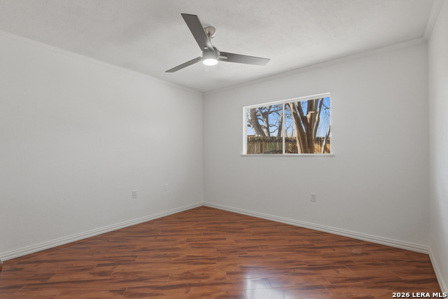 Image 25 of 32 For 10423 Rock Cove