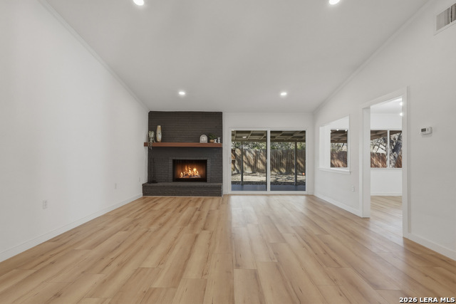 Image 8 of 32 For 10423 Rock Cove