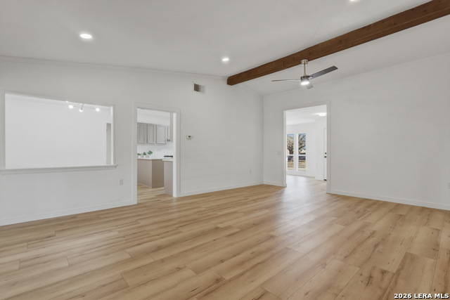 Image 9 of 32 For 10423 Rock Cove