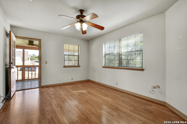 Image 26 of 31 For 1009 Tanglewood