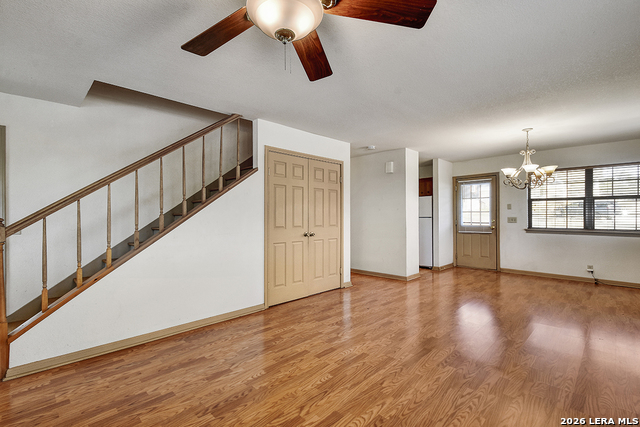 Image 7 of 31 For 1009 Tanglewood