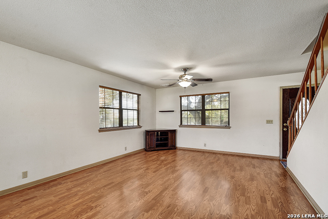 Image 8 of 31 For 1009 Tanglewood