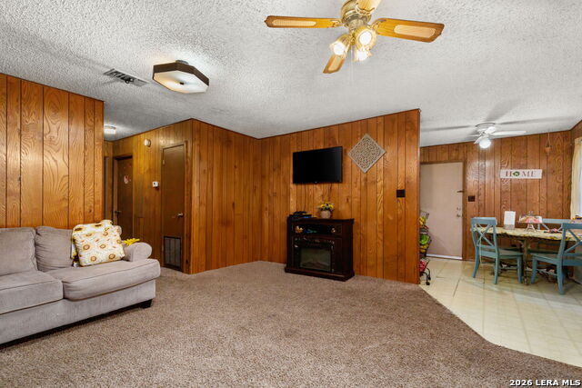 Image 3 of 20 For 218 Redbud  