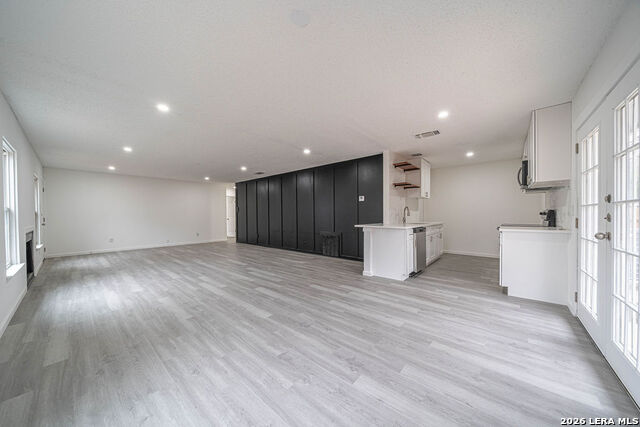 Image 3 of 12 For 9131 Valley Ridge