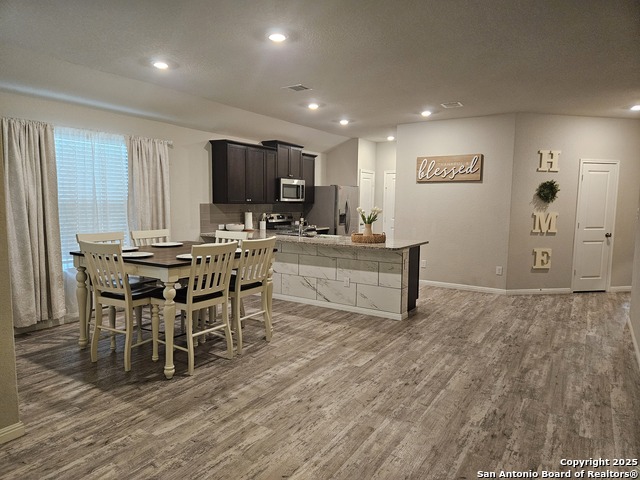 Image 6 of 32 For 8235 Glasgow