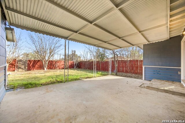 Image 17 of 18 For 2243 Hays  