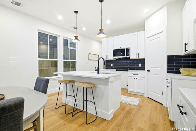 Listing photo id 8 for 1801 W Southcross Blvd