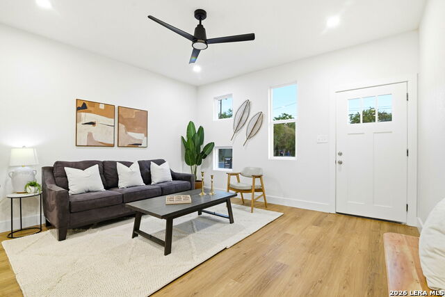 Listing photo id 4 for 1801 W Southcross Blvd