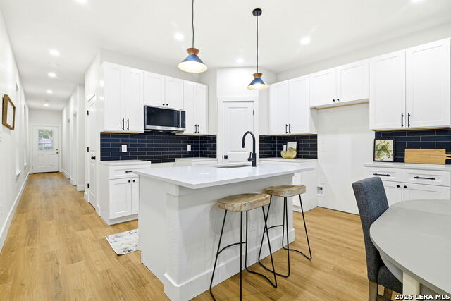 Listing photo id 6 for 1801 W Southcross Blvd