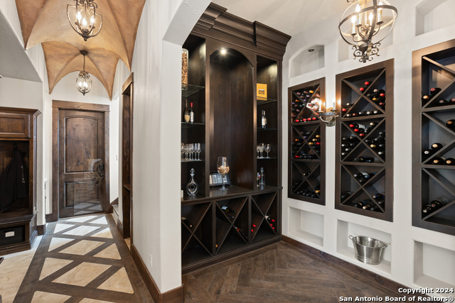 Image 10 of 50 For 104 Falcon Crst